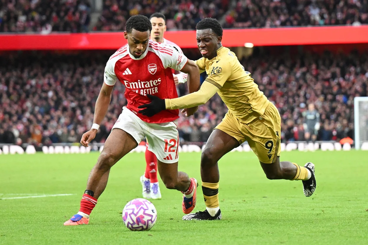 Arsenal Tundukkan Palace 1-0: 🎯 Eze Bawa Gunners Kokoh di Puncak - Image 3