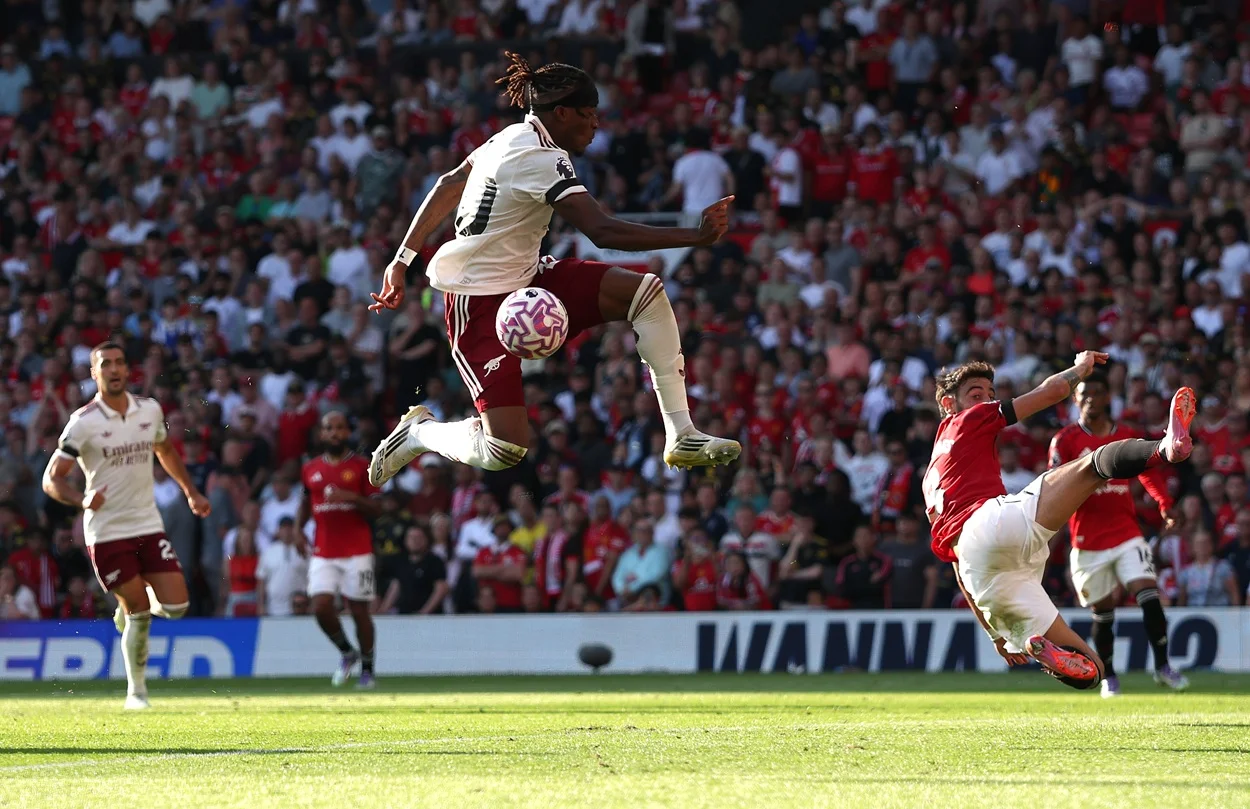 Pertarungan Sengit Deadline Day: Arsenal dan Liverpool Siap Bergerak Cepat - Image 2