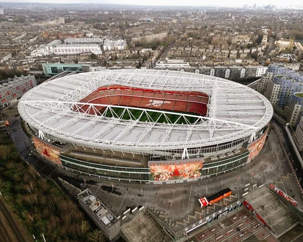 Pertarungan Sengit Deadline Day: Arsenal dan Liverpool Siap Bergerak Cepat - Image 3