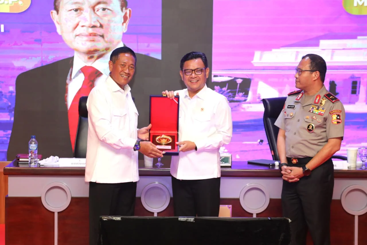 Wamenhan Tekankan Penguatan 🛡️ Deterensi Nasional dalam Kuliah Umum PPSA XXVI - Image 5