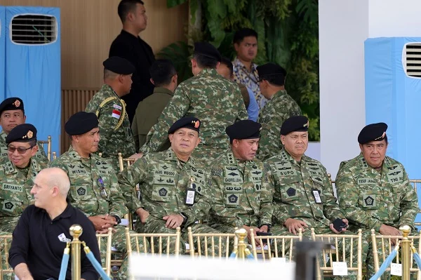 Prabowo dan Raja Yordania Saksikan Demonstrasi Drone 🚁 Gabungan TNI - Image 2