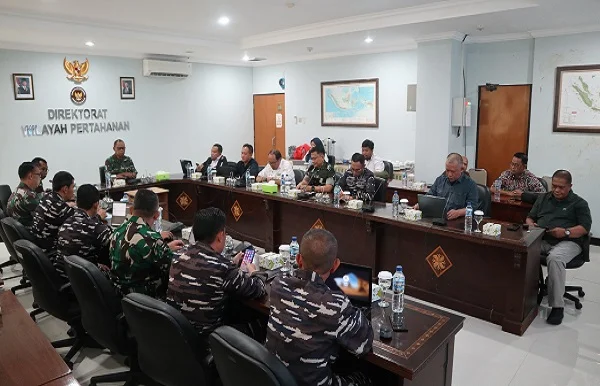 Kemhan Pimpin Rakor ⚓ Sinergitas Pembangunan Kodaeral dan Pelabuhan Amborawang Laut