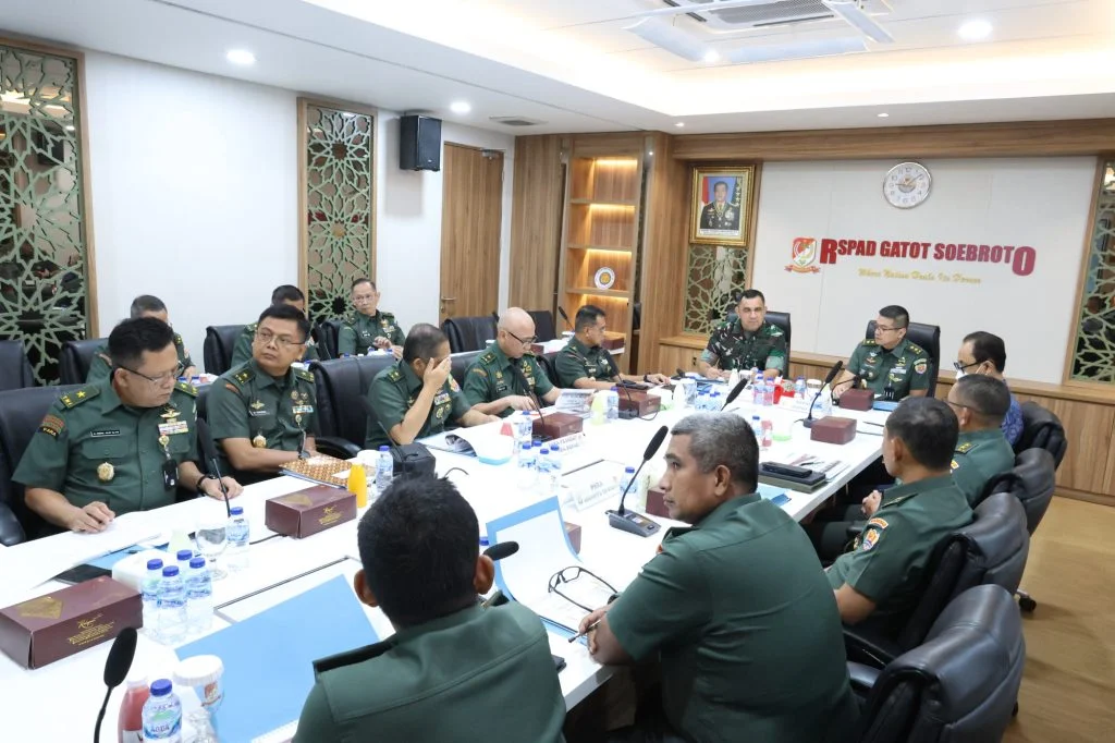 Irjen Kemhan Pimpin Rapat Strategis RSPAD Gatot Subroto - Image 2