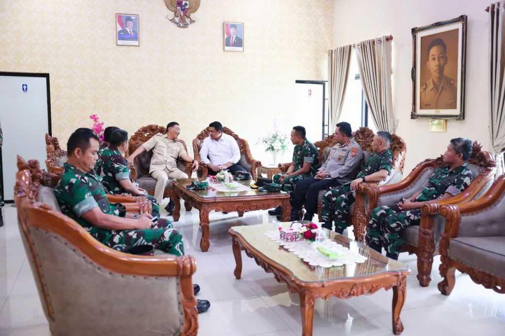 Menhan RI Tinjau ✈️ Revitalisasi Lanud Soewondo: Perkuat Kedaulatan Udara - Image 2