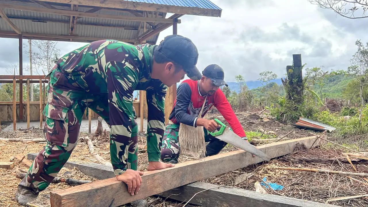 Kemhan & TNI Bangun ๐ Kandang Sapi di Papua Pegunungan - Image 2