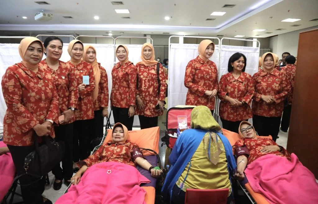 Kemhan Tunjukkan Kepedulian Lewat Donor Darah, 250 Kantong Berhasil Dikumpulkan! - Image 1