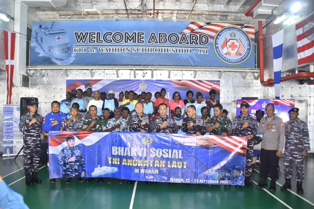 KRI Wahidin Sudirohusodo Bawa Harapan Kesehatan ke Ujung Papua - Image 4