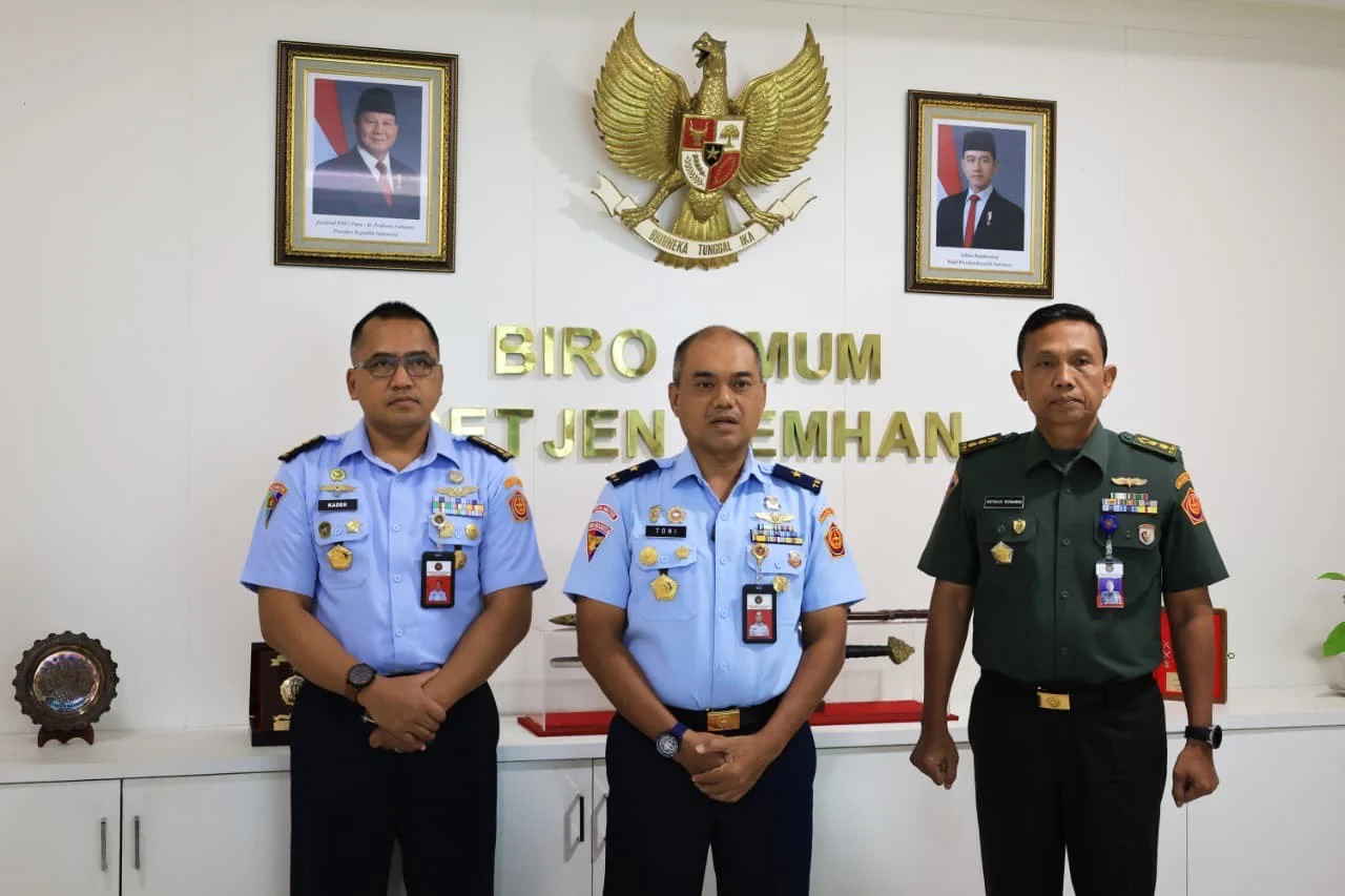 Kemhan Tegaskan 🚗 Plat Dinas BMW Putih Palsu - Image 1