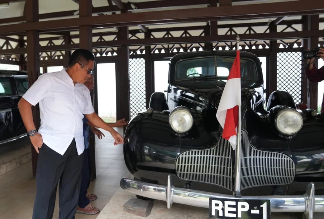 Wamenhan Tinjau Koleksi 🏛️ Museum Nasional Indonesia - Image 2