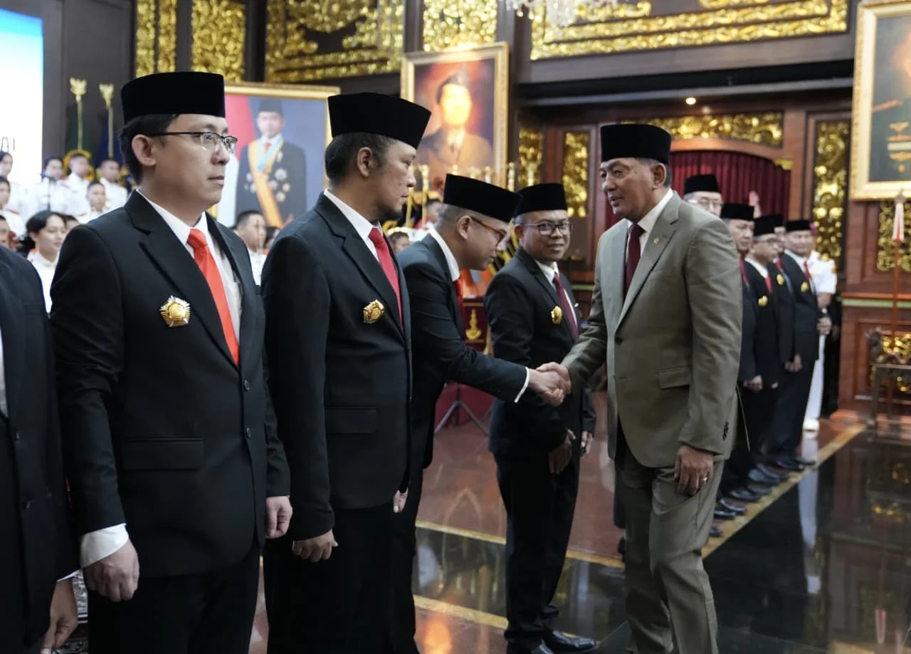 Menhan Lantik 12 Tenaga Ahli π― DPN, Perkuat Strategi Pertahanan Nasional - Image 3