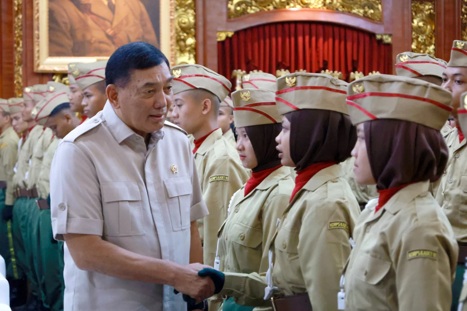 menhan-sjafrie-bekali-58-kadet-kkri-di-jakarta - Image 1