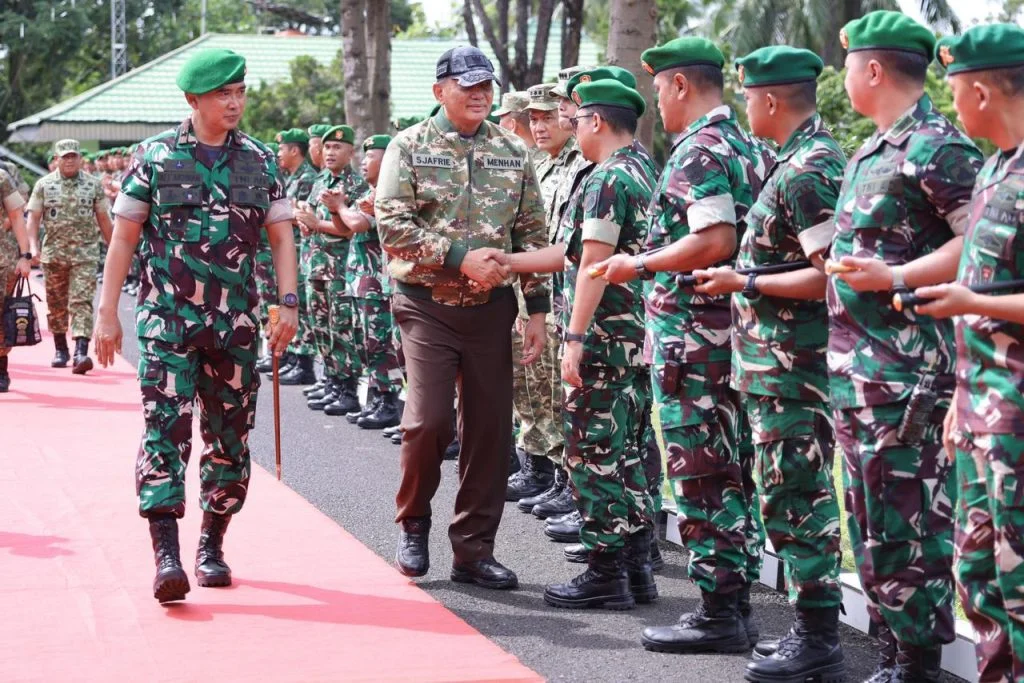 Menhan Sjafrie ποΈ Beri Motivasi Prajurit Muda Rindam XXII - Image 2
