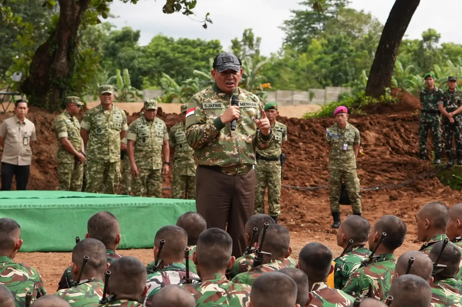 Menhan Sjafrie 🎖️ Kunjungi Rindam XIV/Hasanuddin Perkuat Pendidikan Militer - Image 1