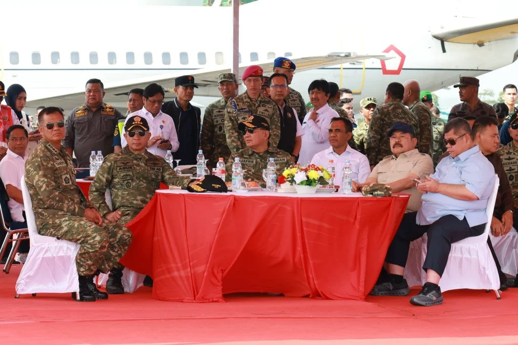 Menhan Sjafrie ✈️ Uji Kesiapan Pertahanan Terintegrasi di Morowali - Image 1