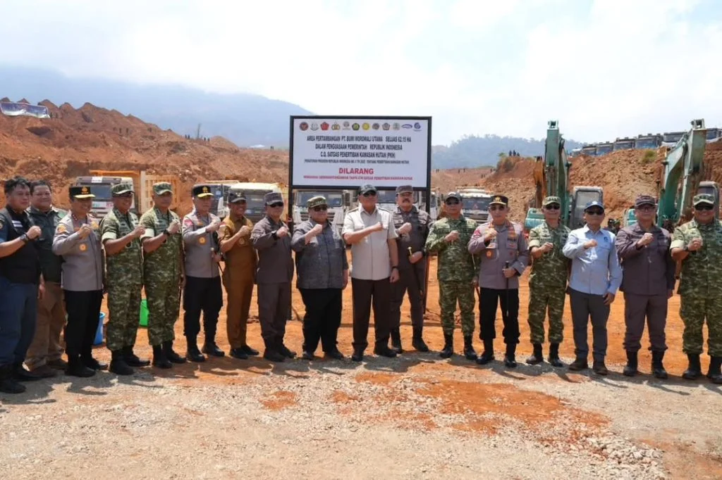 Menhan Sjafrie ⚖️ Pimpin Operasi Penertiban Tambang Nikel Morowali - Image 4