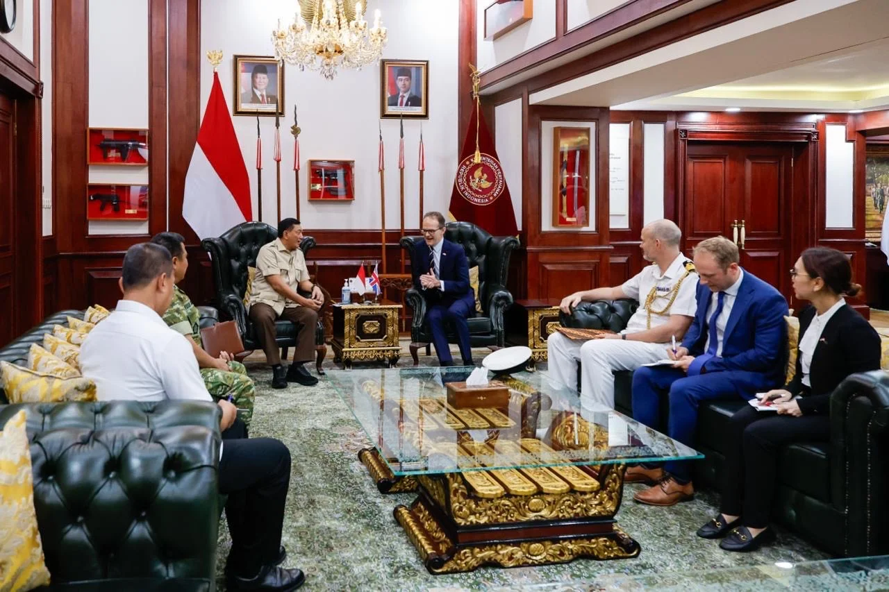 Menhan RI 🤝 Dubes Inggris: Kemitraan Strategis Pertahanan - Image 2