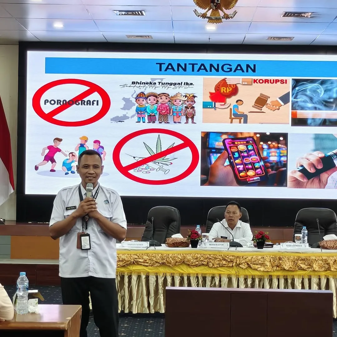 Kemhan Gencarkan Penyuluhan Anti-Narkotika untuk ASN dan TNI - Image 3