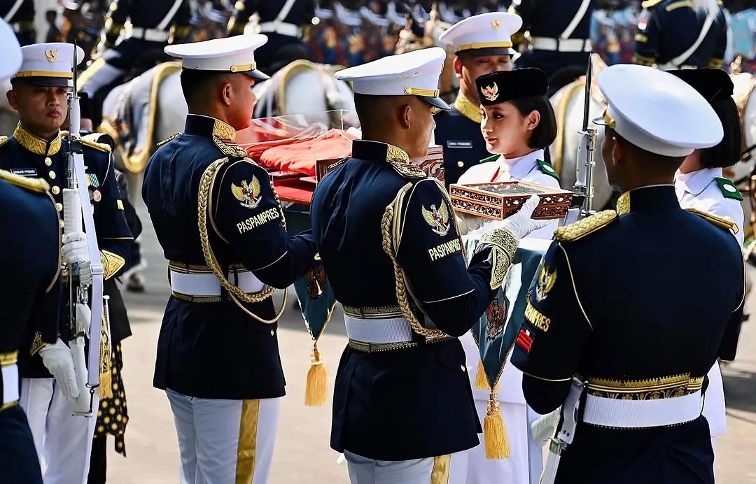 Prabowo Jadi Presiden 🏛️ Pertama Baca Teks Proklamasi di Upacara HUT RI - Image 5