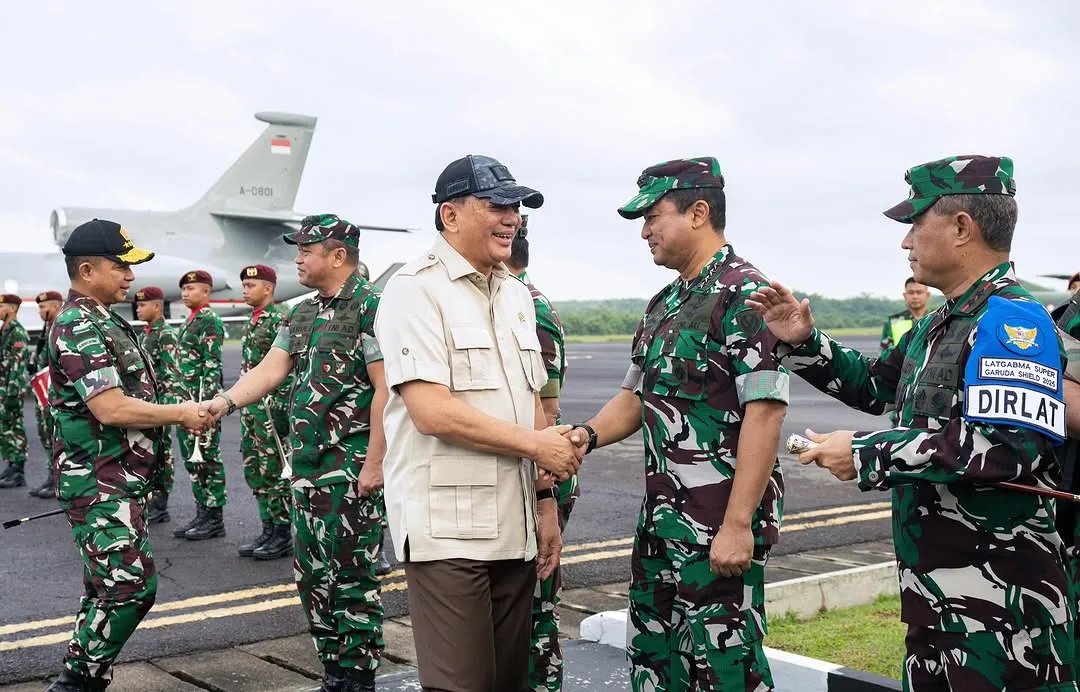 Menhan Sjafrie Saksikan Latihan Tempur Terbesar Indo-Pasifik 2025 - Image 4