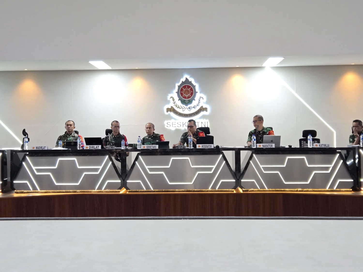 Dirjen Strahan Wakili 🎖️ Menhan Tinjau Latihan Posko Kridha Yudha Sesko TNI - Image 1