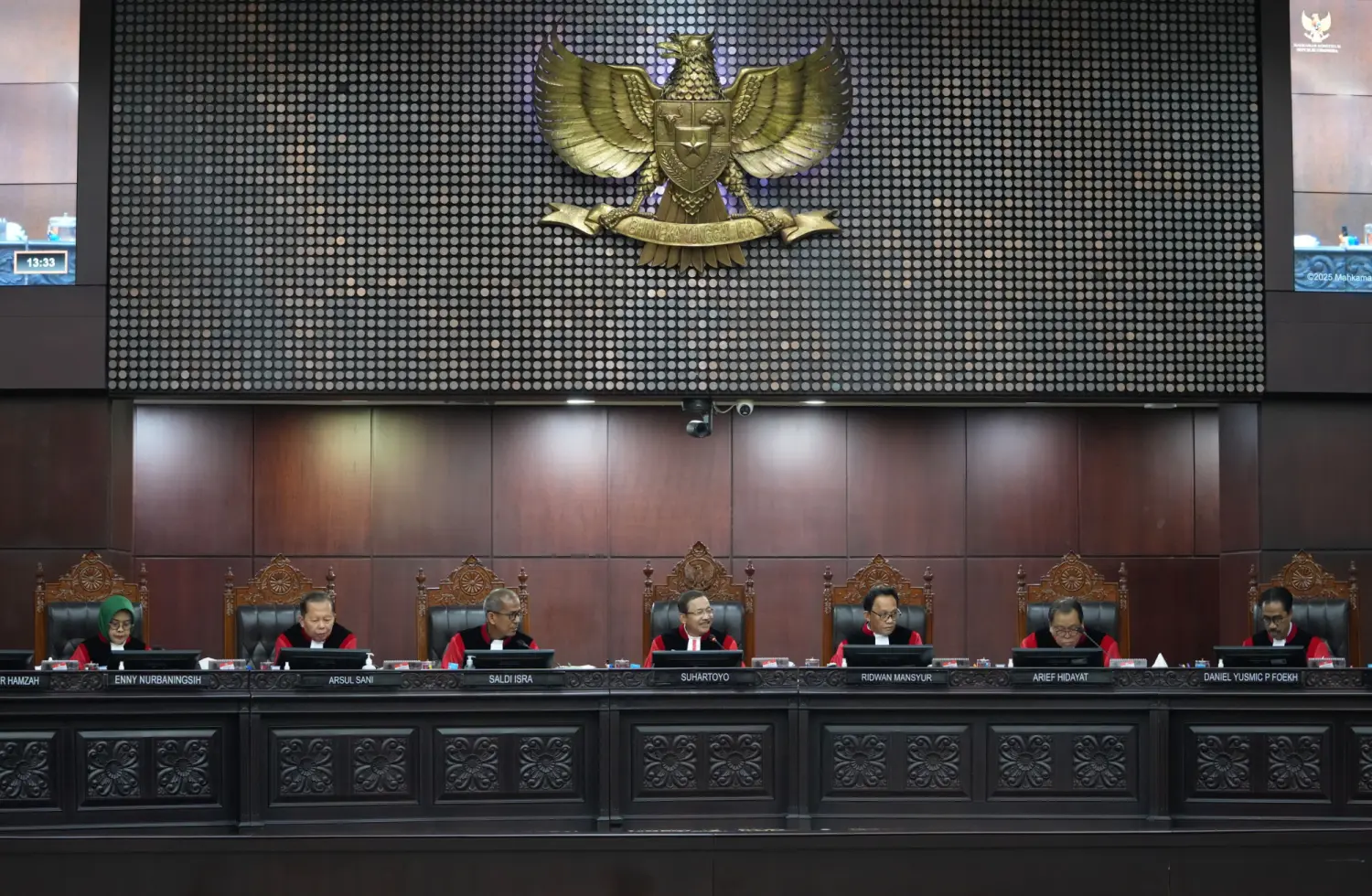 Wamenhan ⚖️ Hadiri Sidang Pengujian Materiil UU TNI di Mahkamah Konstitusi - Image 2