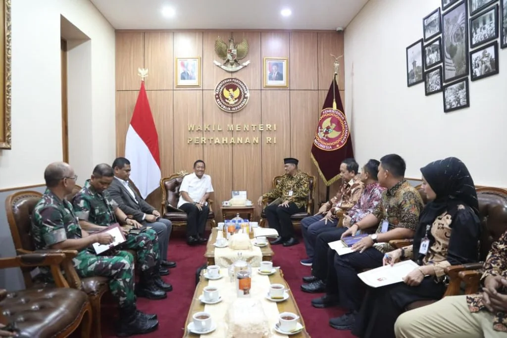 Kemhan-KPU Jalin Kerjasama 🗳️ Strategis Tingkatkan Partisipasi Pemilh Pemula - Image 2