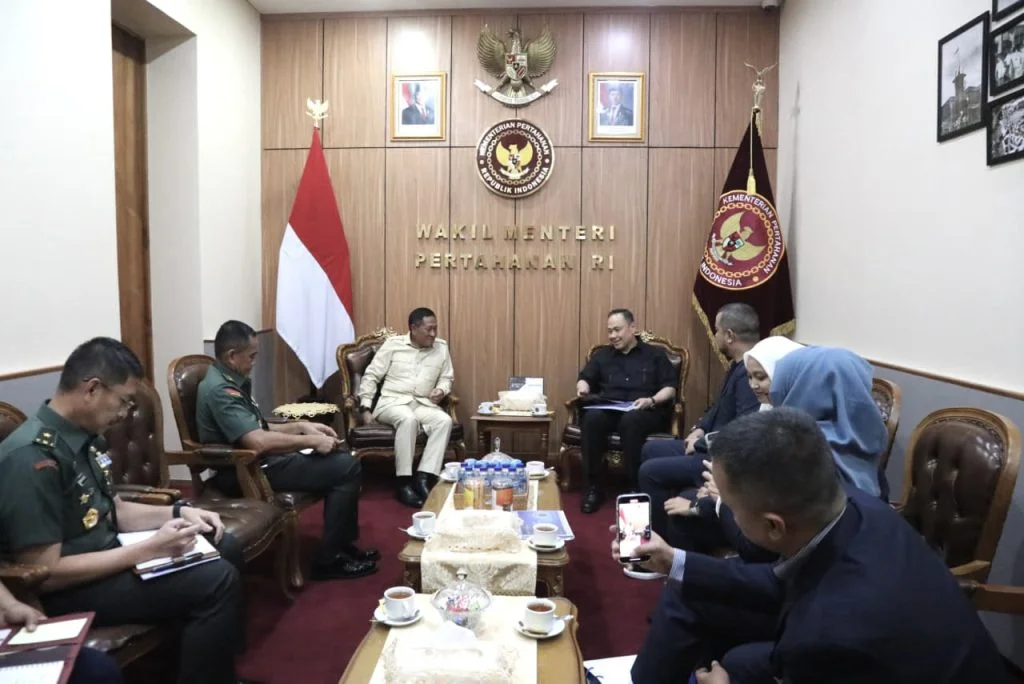 Wamenhan ๐ค ESQ Bahas Kolaborasi AI Talent Management TalentDNA - Image 2