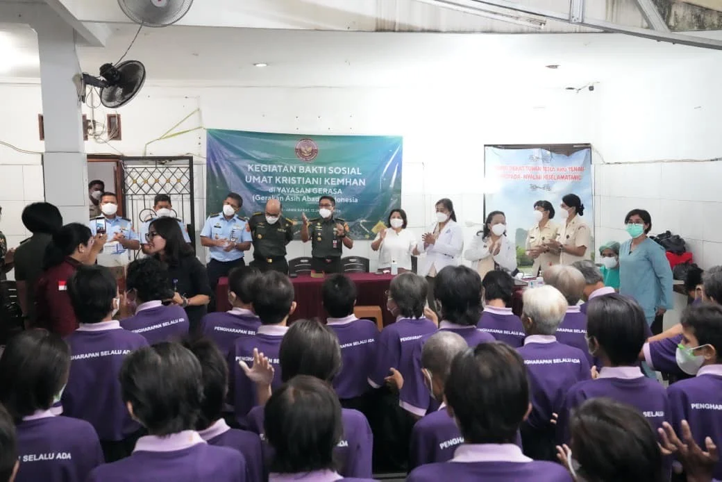 Kemhan RI 🎄 Wujudkan Kepedulian Sosial di Yayasan Gerasa Bekasi - Image 1